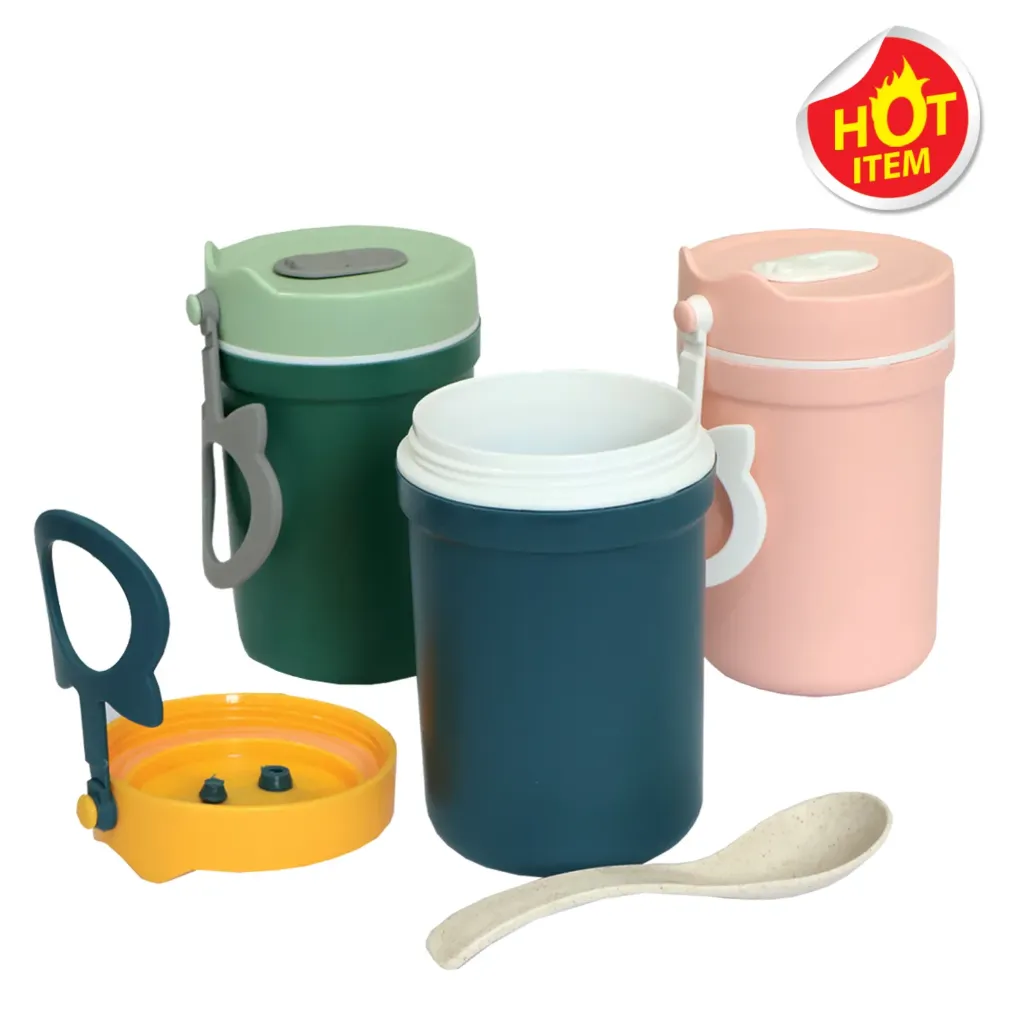 PLASTIC MUG